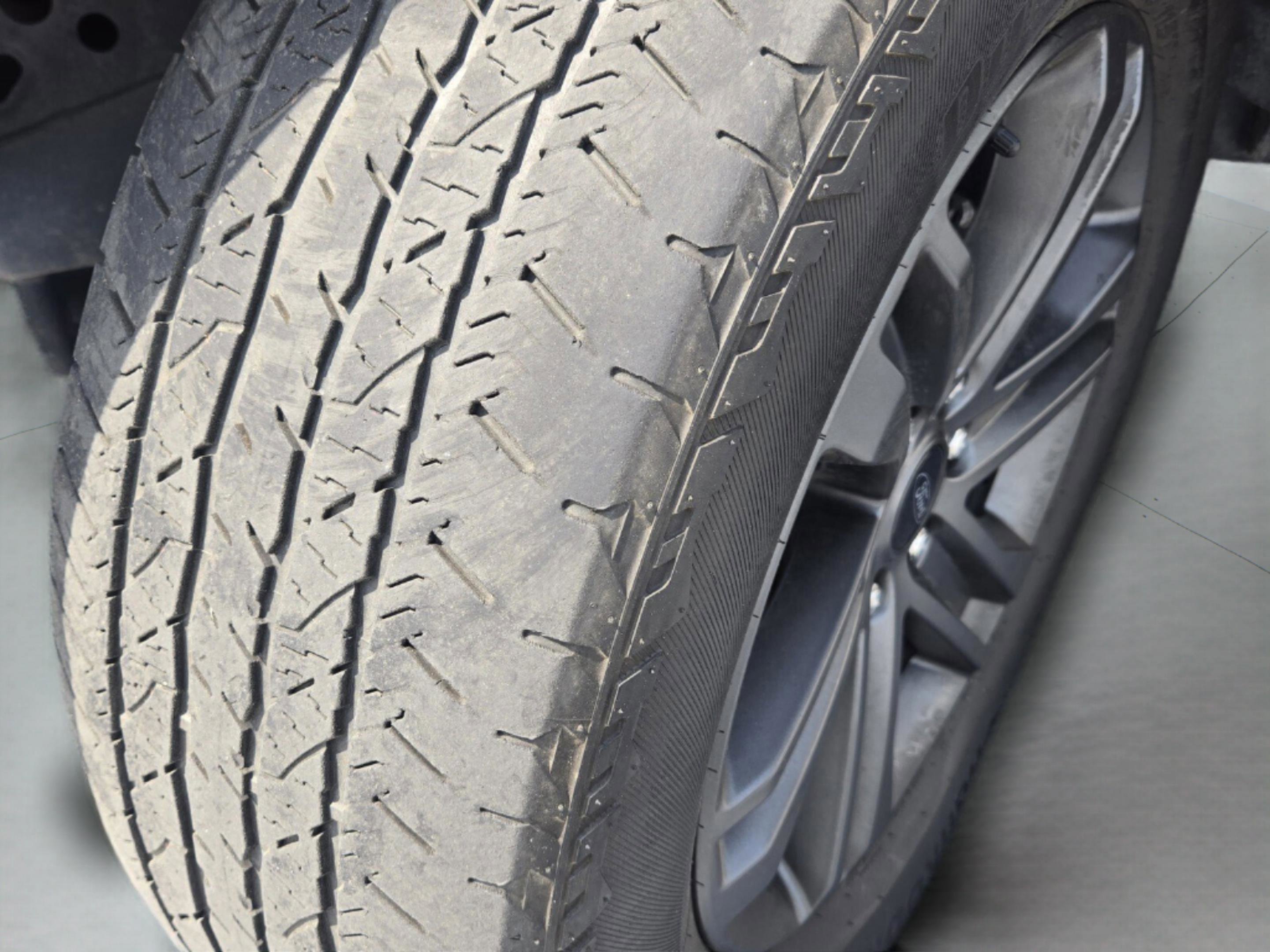 Used 2023 Ford F150 Lariat w/ Equipment Group 502A High image 33