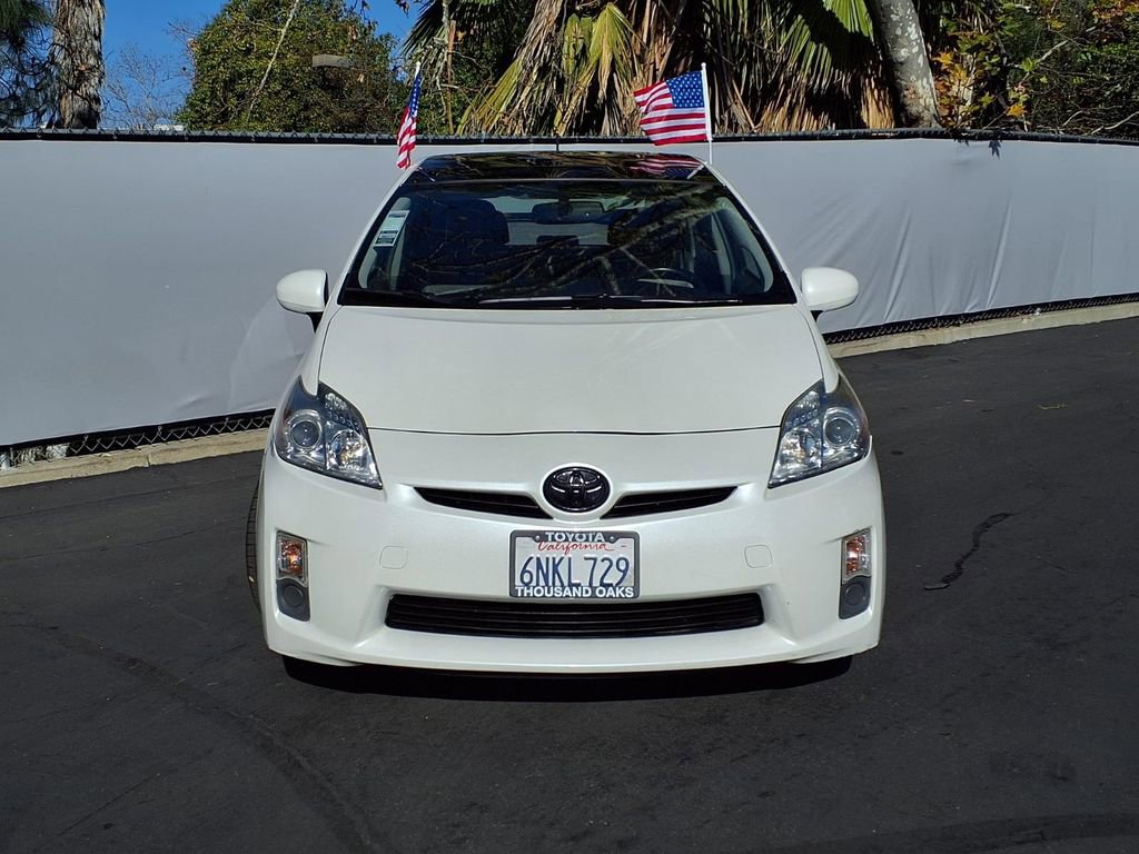 Used 2010 Toyota Prius Five image 2