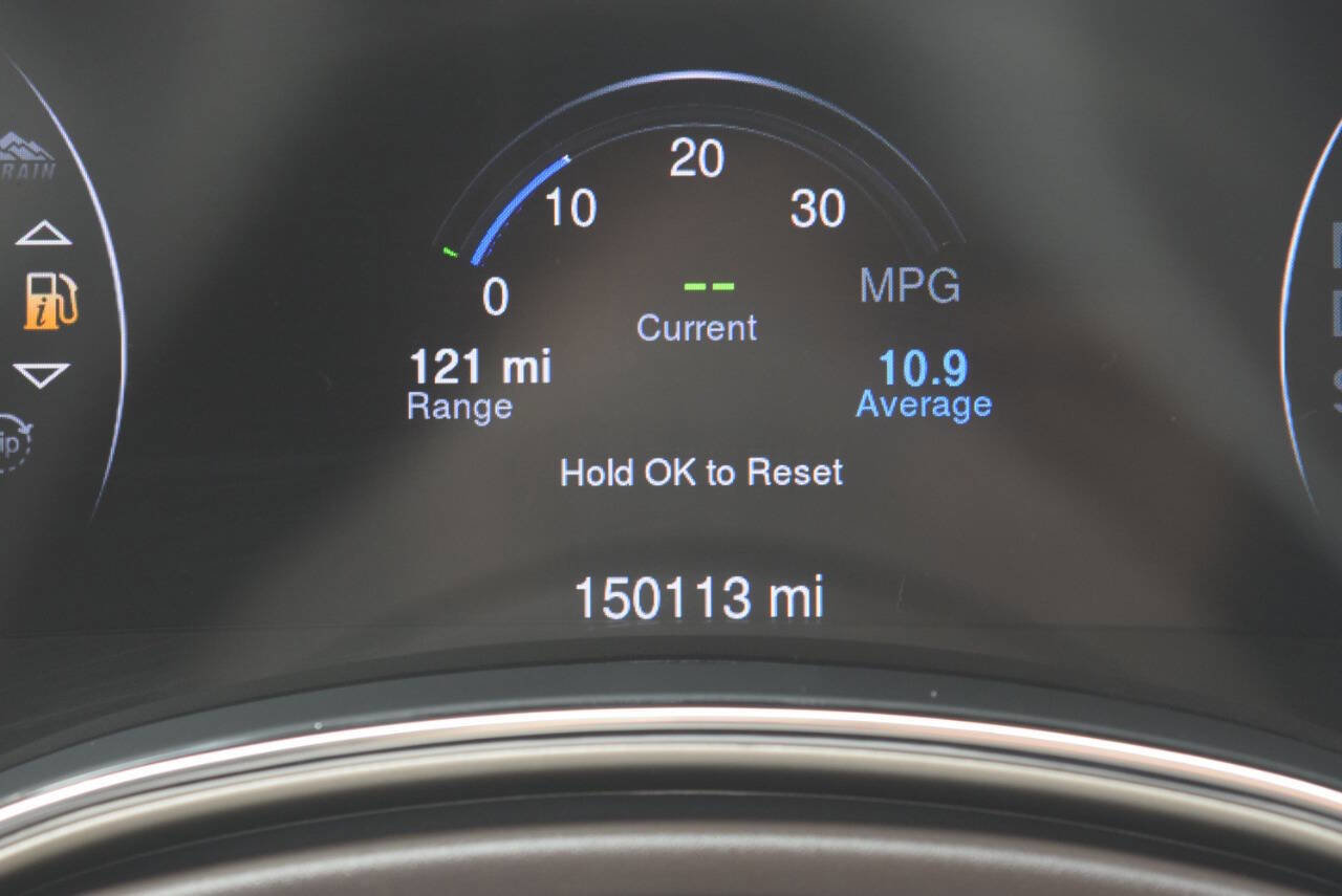 Used 2015 Jeep Grand Cherokee Overland image 34