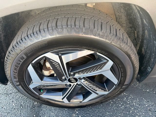 Used 2022 Hyundai Tucson Limited AWD/4WD image 35