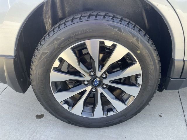 Used 2017 Subaru Outback 2.5i Limited image 34