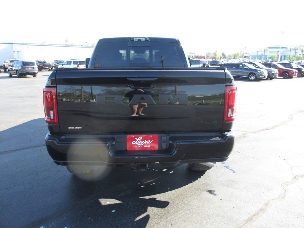 Used 2026 RAM 2500 Limited AWD/4WD image 7