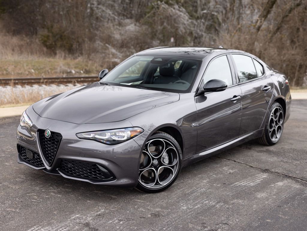New 2026 Alfa Romeo Giulia AWD w/ Driving Assist Package image 4