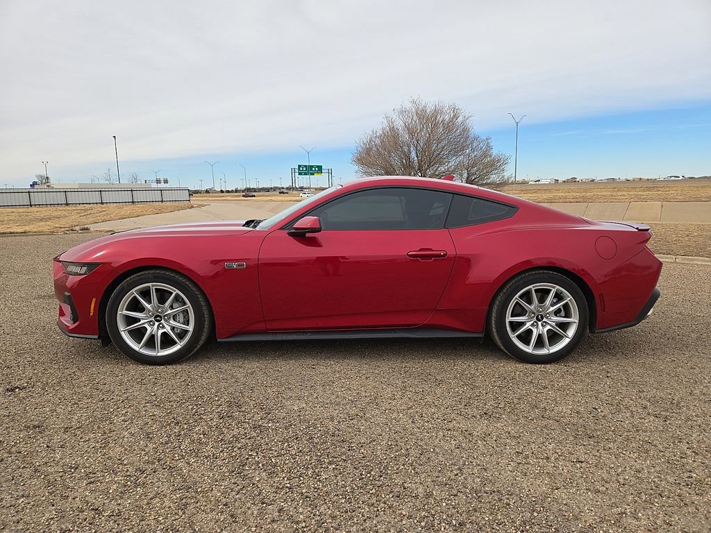 Used 2024 Ford Mustang GT Premium image 2