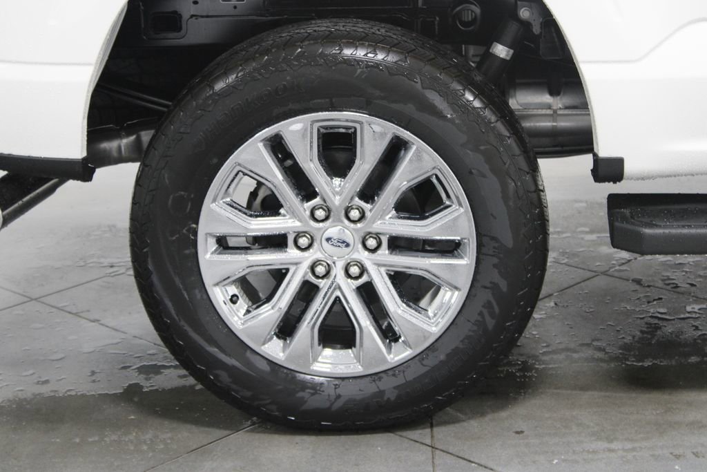 New 2025 Ford F150 Lariat w/ Equipment Group 502A High image 15