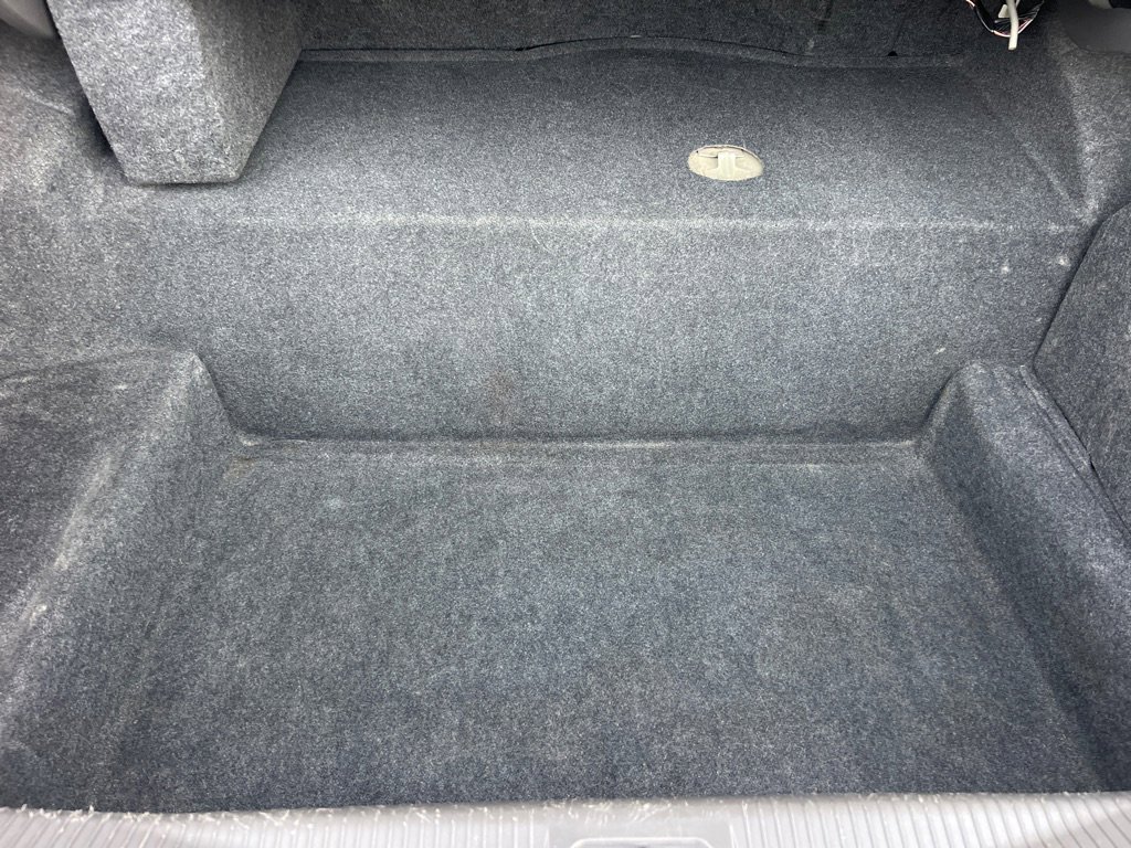 Used 2009 Lincoln Town Car Signature Limited image 10