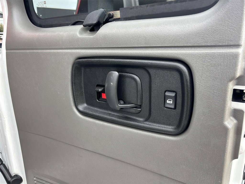 Used 2022 Chevrolet Express 3500 LT w/ LT Preferred Equipment Group image 11