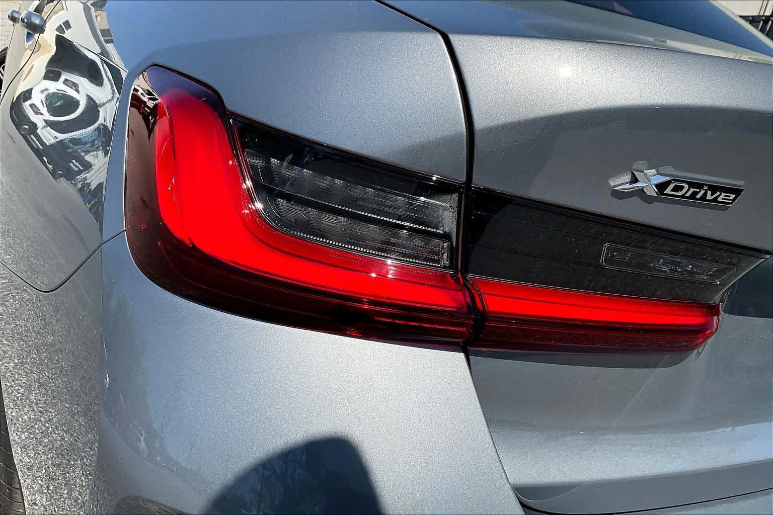 Used 2026 BMW 330i xDrive Sedan w/ Premium Package AWD/4WD image 14