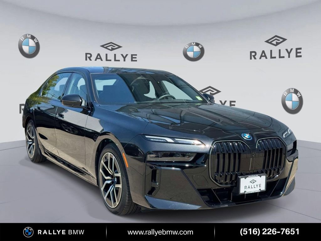 Certified 2025 BMW i7 xDrive60 w/ Premium Package