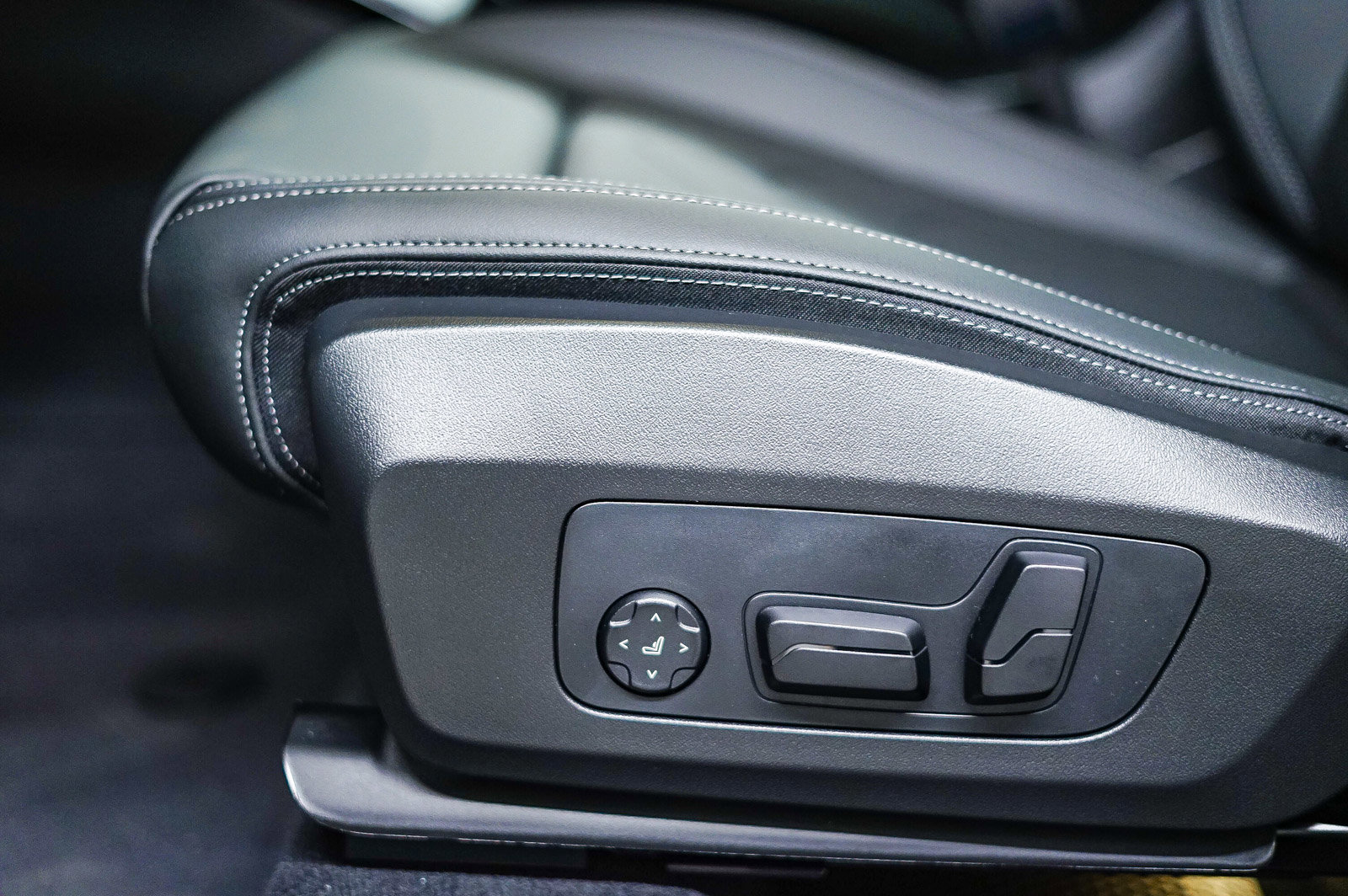 New 2026 BMW X1 xDrive28i image 19