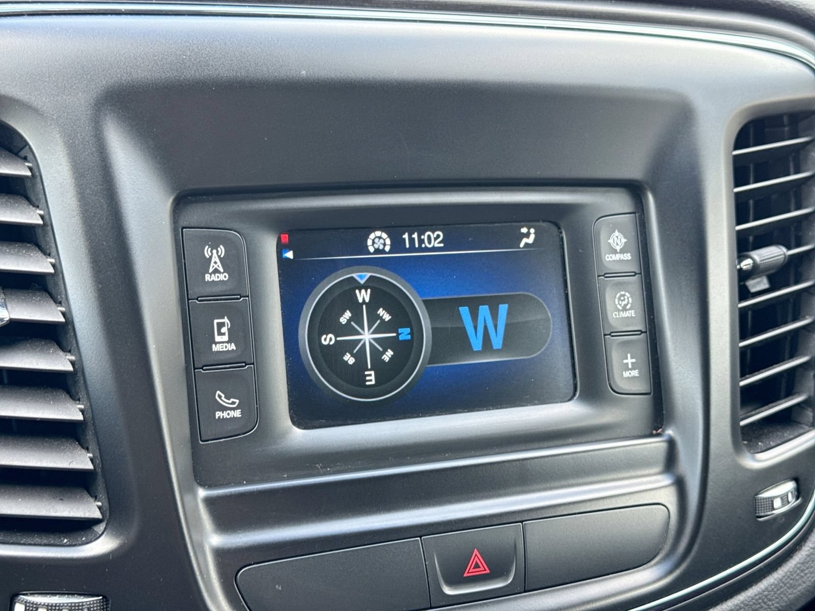Used 2016 Chrysler 200 S FWD image 29