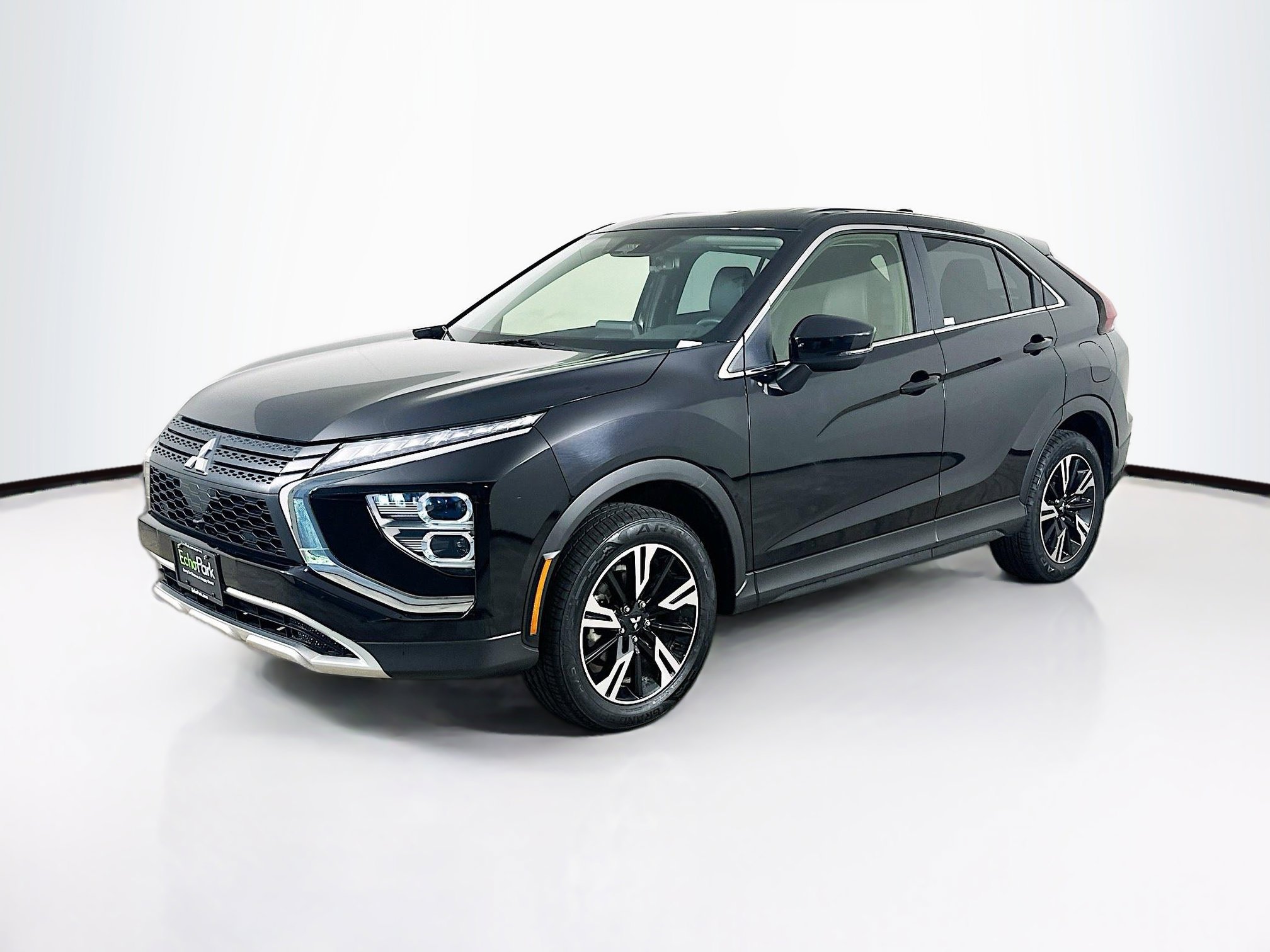 Used 2025 Mitsubishi Eclipse Cross SE AWD/4WD image 3