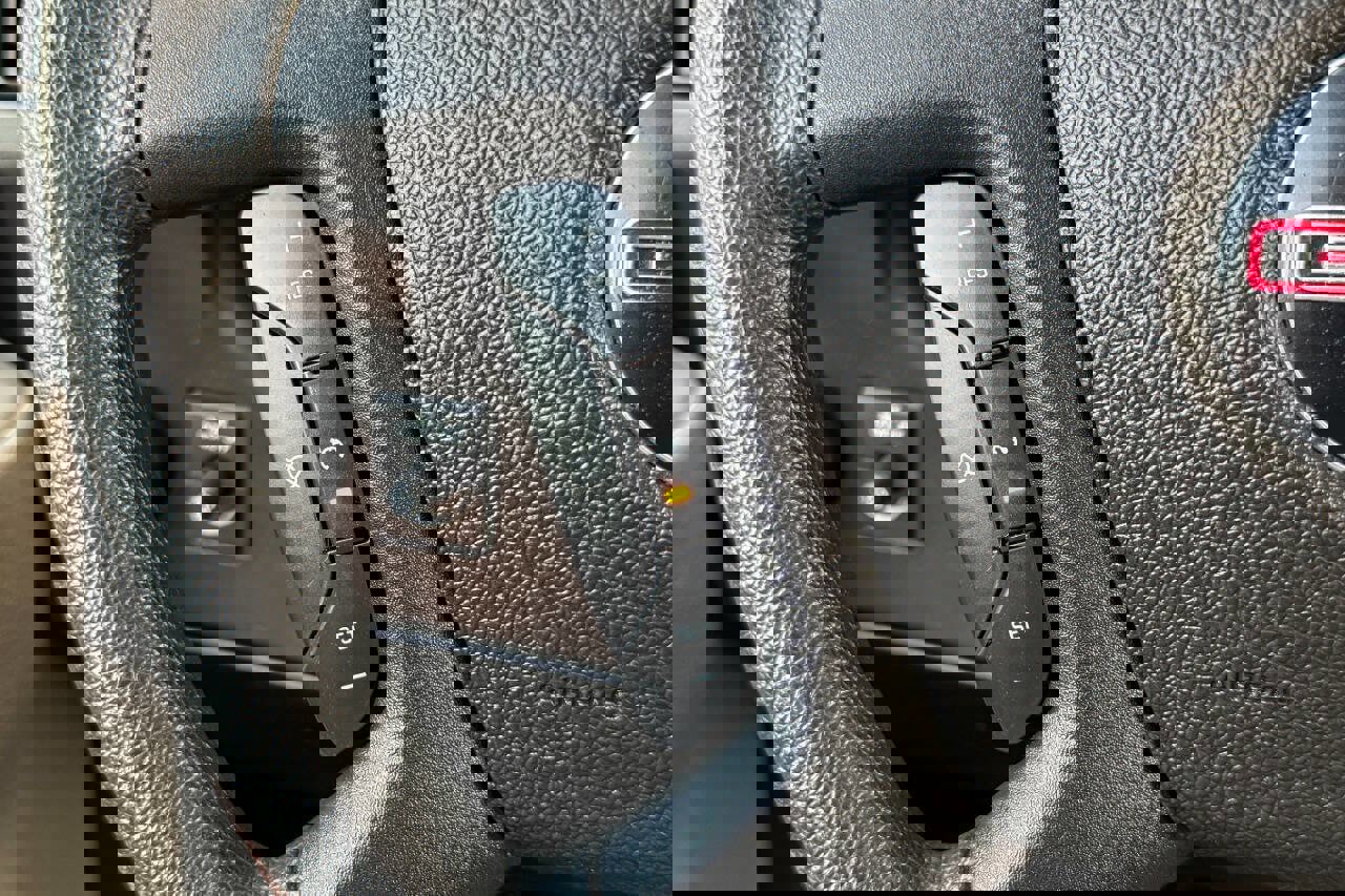 Used 2022 GMC Savana 2500 w/ Driver Convenience Package image 26