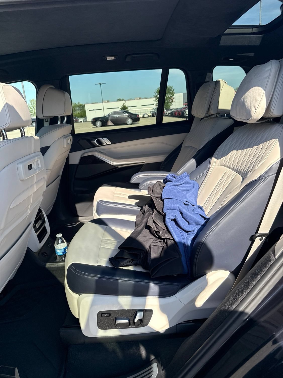 Used 2019 BMW X7 xDrive40i w/ Premium Package AWD/4WD image 5