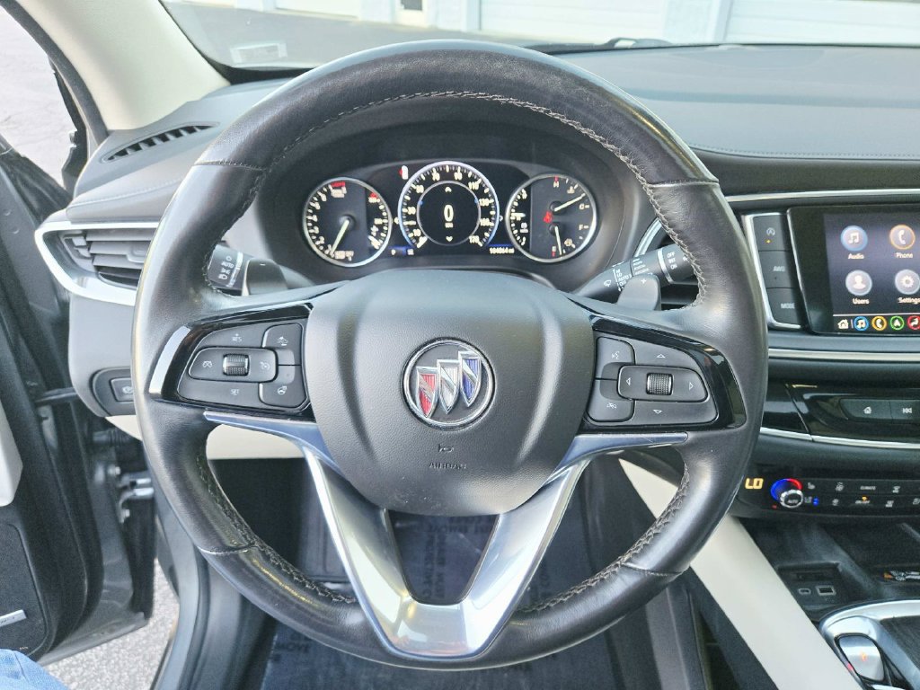Used 2023 Buick Enclave Avenir w/ Avenir Technology Package AWD/4WD image 21
