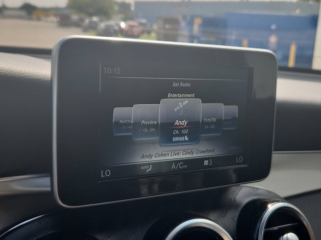 Used 2019 Mercedes-Benz GLC 300 4MATIC w/ Premium Package image 12