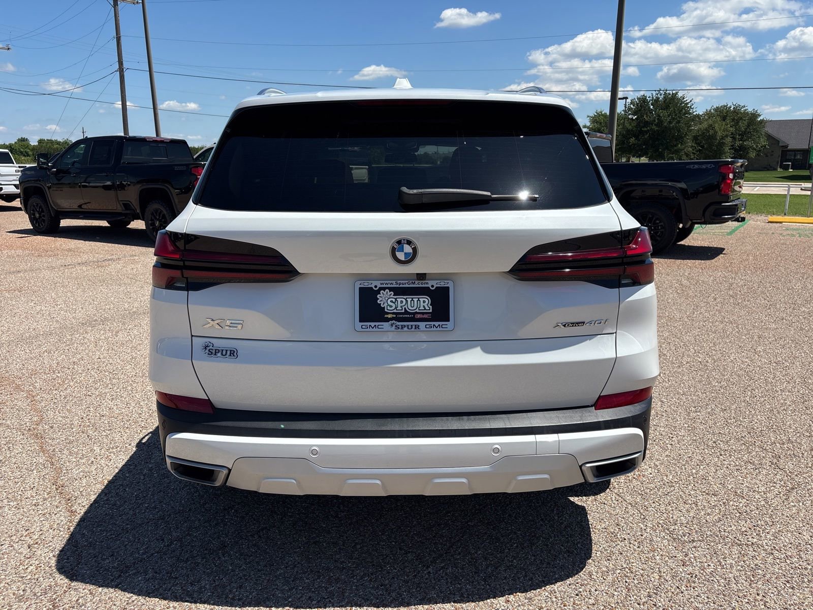 Used 2024 BMW X5 xDrive40i w/ Premium Package AWD/4WD image 5