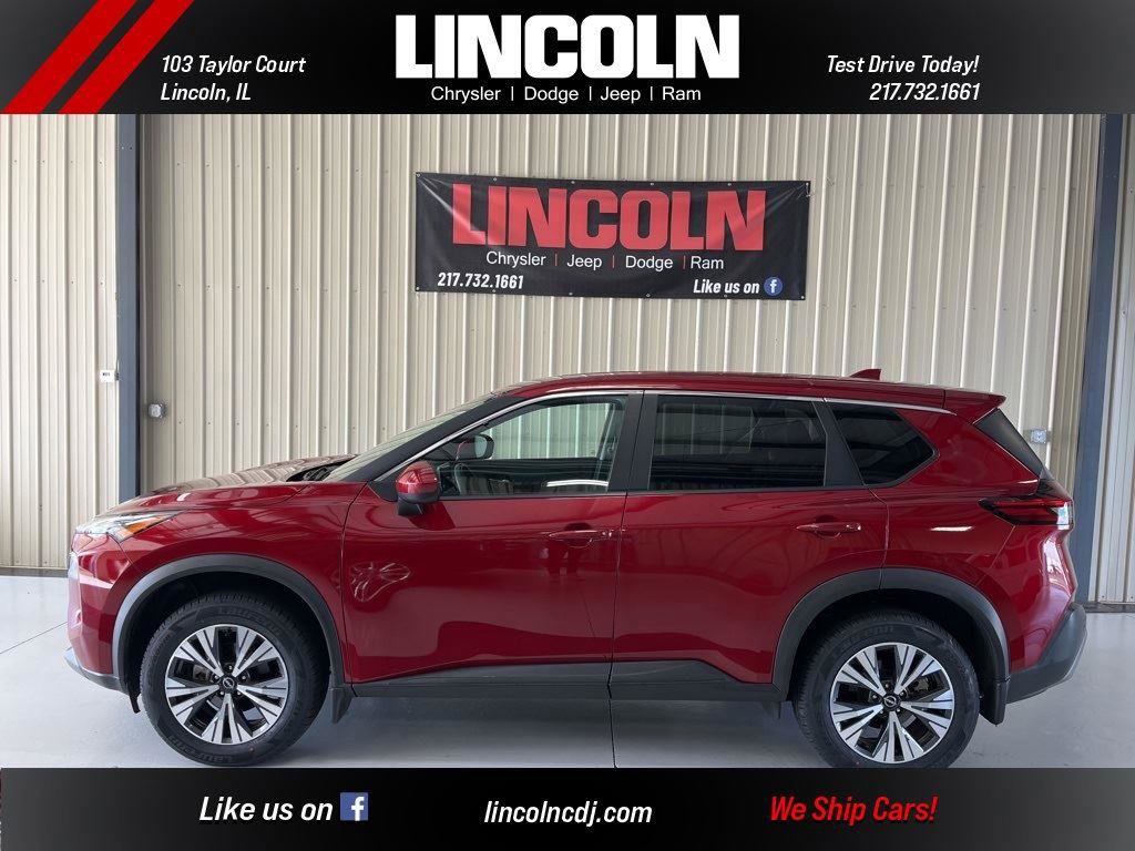 Used 2023 Nissan Rogue SV image 3