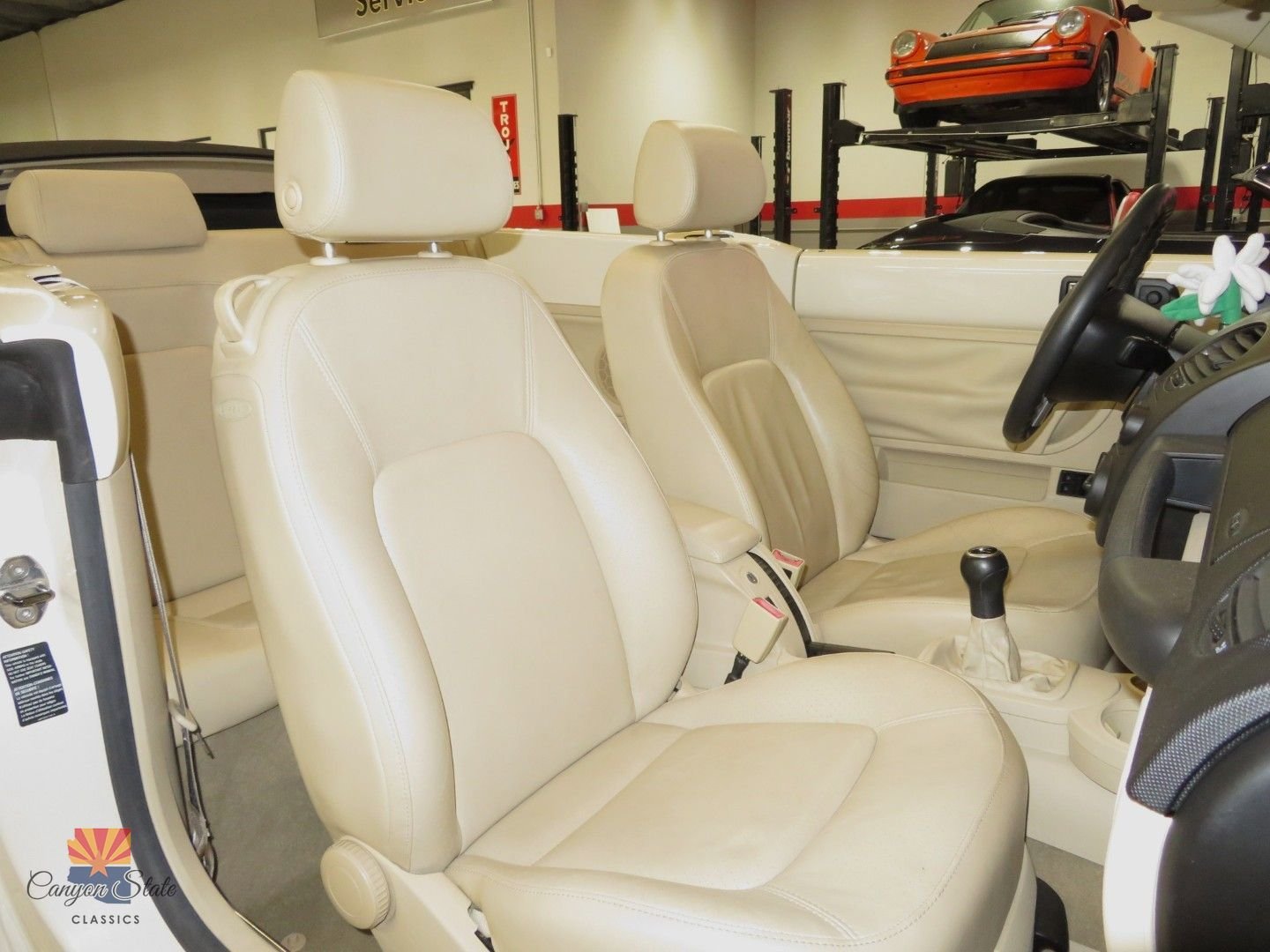 Used 2004 Volkswagen Beetle GLS FWD image 6