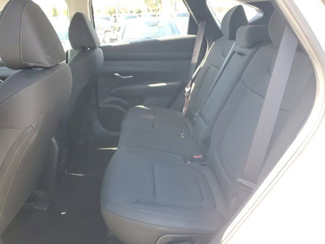 Certified 2026 Hyundai Tucson SE image 7