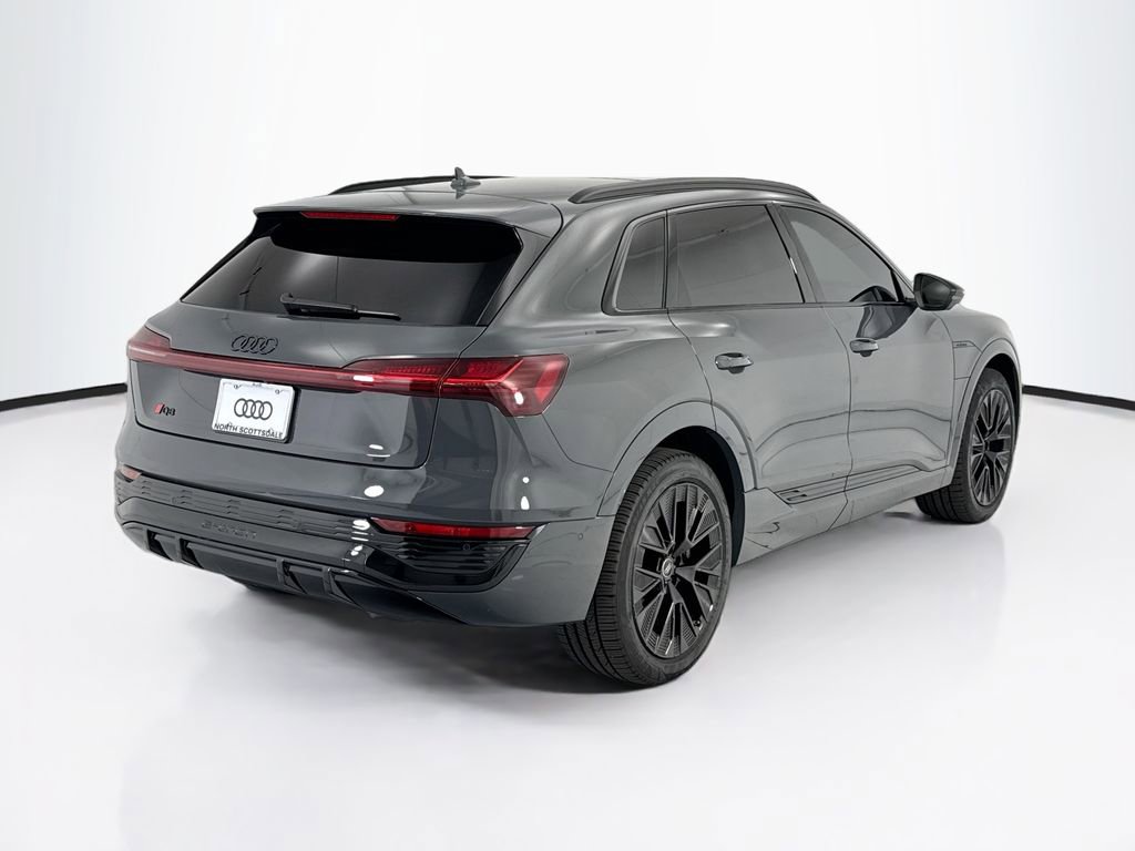 Used 2024 Audi Q8 e-tron Prestige w/ Prestige Package AWD/4WD image 5