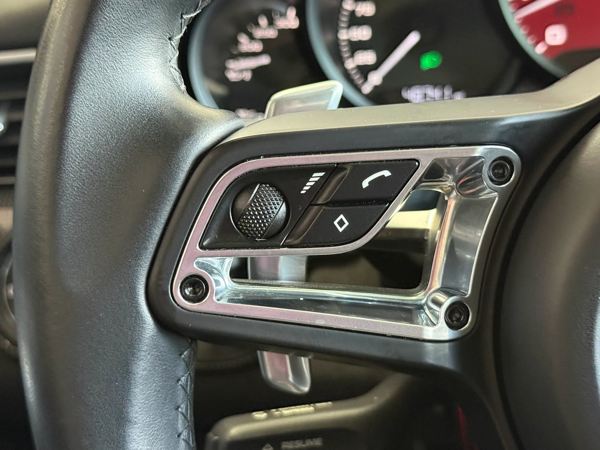 Used 2017 Porsche 911 GT3 RS image 11