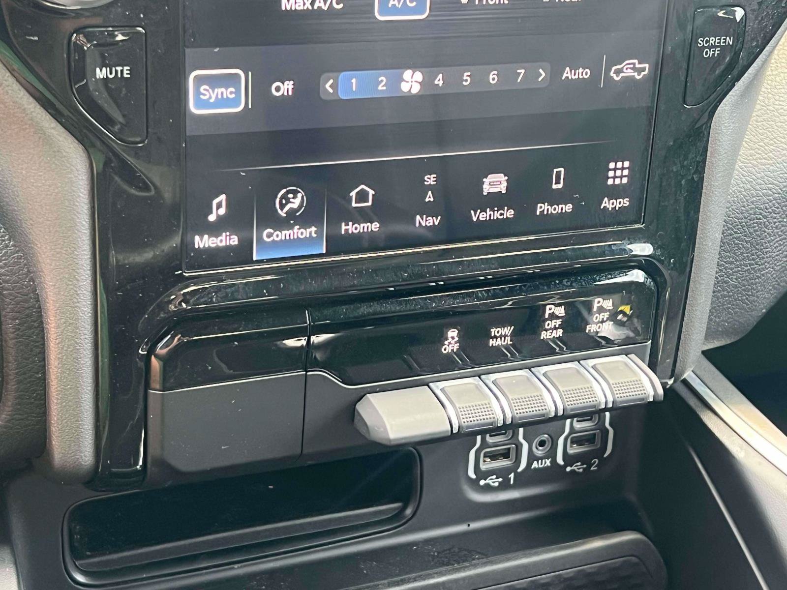 Used 2023 RAM 1500 Big Horn AWD/4WD image 14