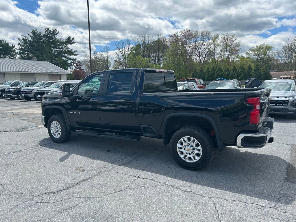 Used 2024 Chevrolet Silverado 2500 LT w/ All Star Edition AWD/4WD image 10