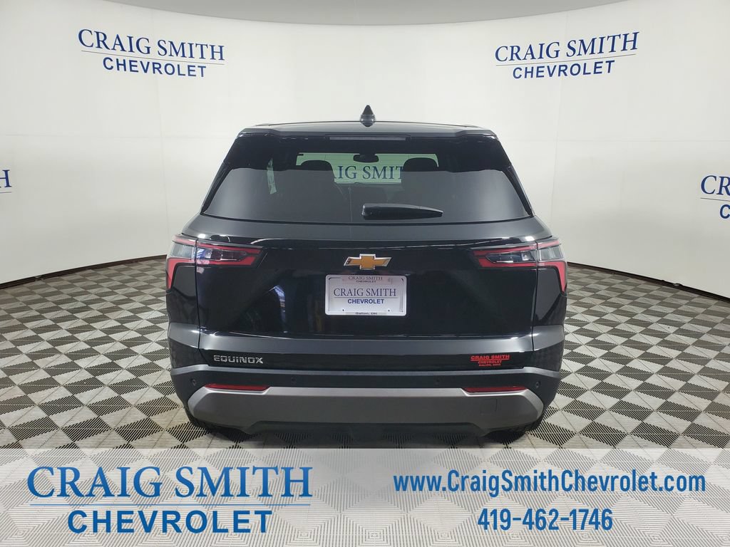 Used 2025 Chevrolet Equinox LT FWD image 4