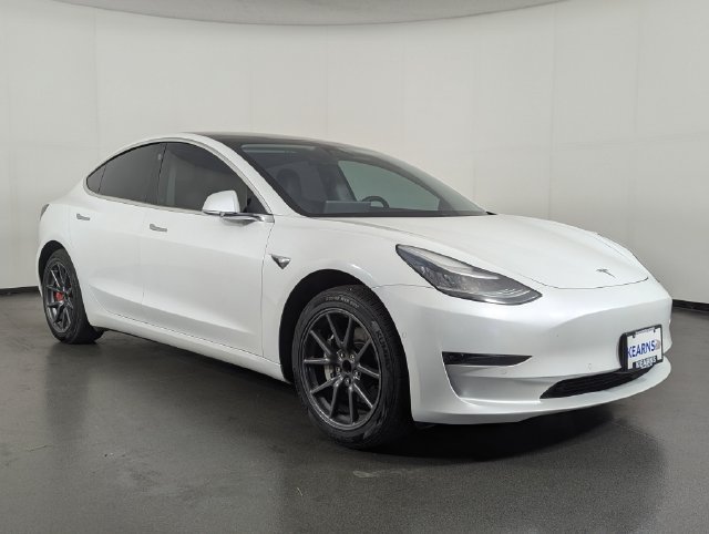Used 2019 Tesla Model 3 Standard Range Plus RWD image 2