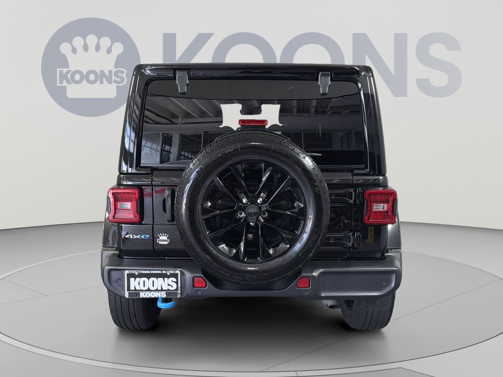 Used 2024 Jeep Wrangler Unlimited Sahara w/ Technology Group AWD/4WD image 5