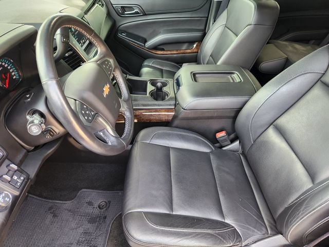 Used 2018 Chevrolet Tahoe LT w/ LT Signature Package AWD/4WD image 4