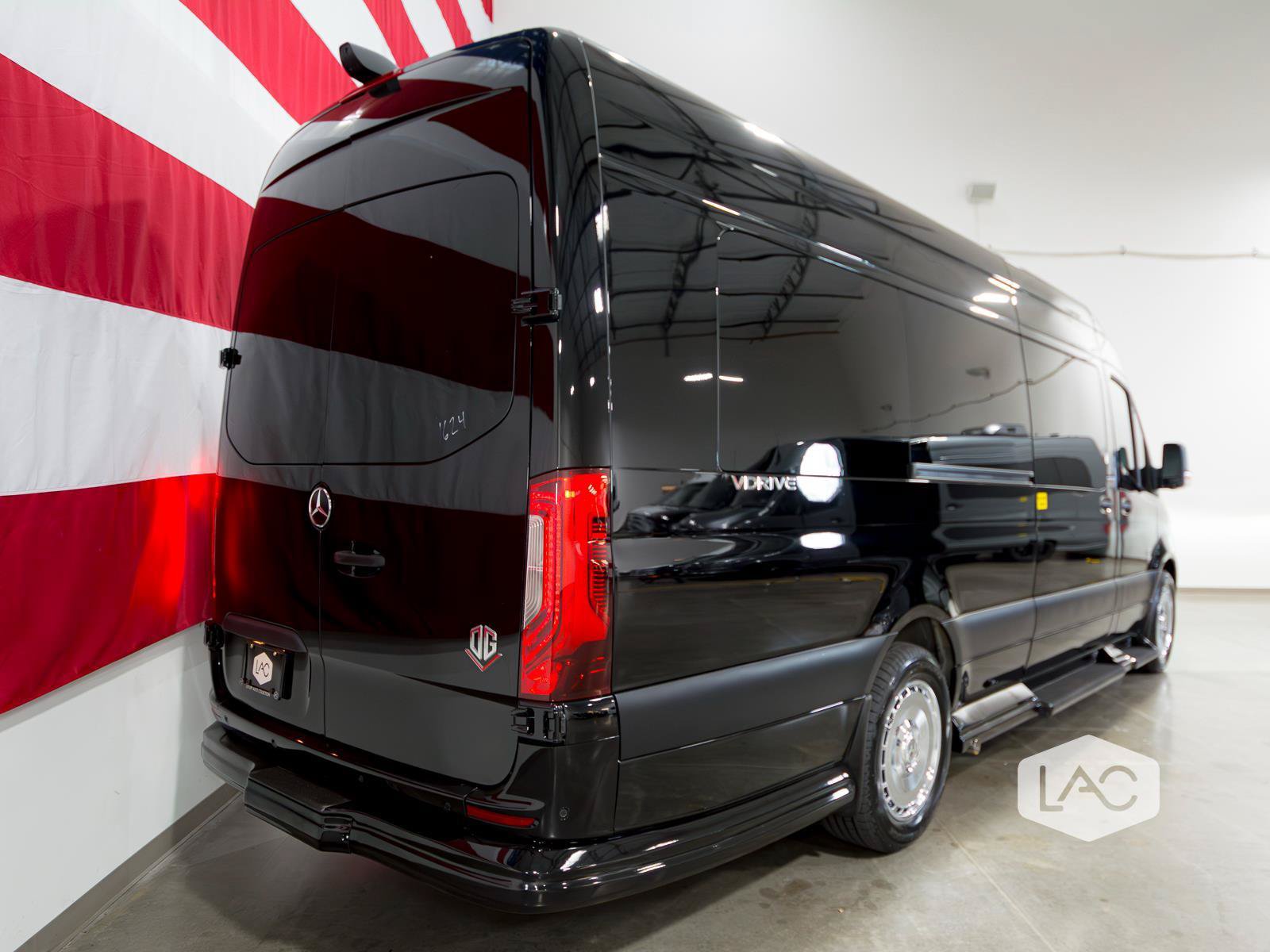 Used 2024 Mercedes-Benz Sprinter 3500 image 39
