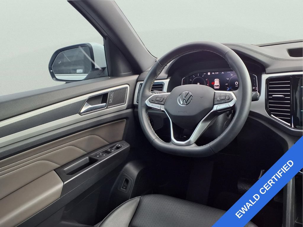 Used 2023 Volkswagen Atlas Cross Sport SEL AWD/4WD image 22