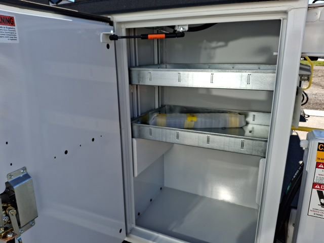 New 2024 Ford F550 4x4 SuperCab Super Duty image 25