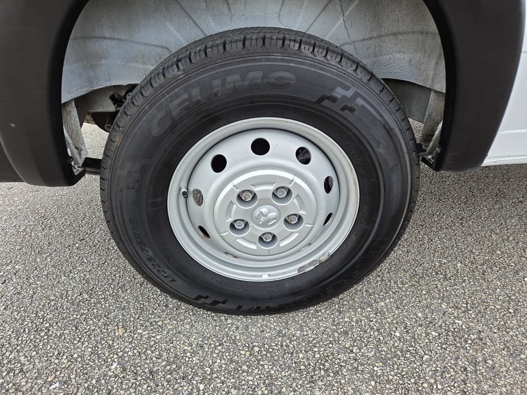 Used 2023 RAM ProMaster 2500 FWD image 13