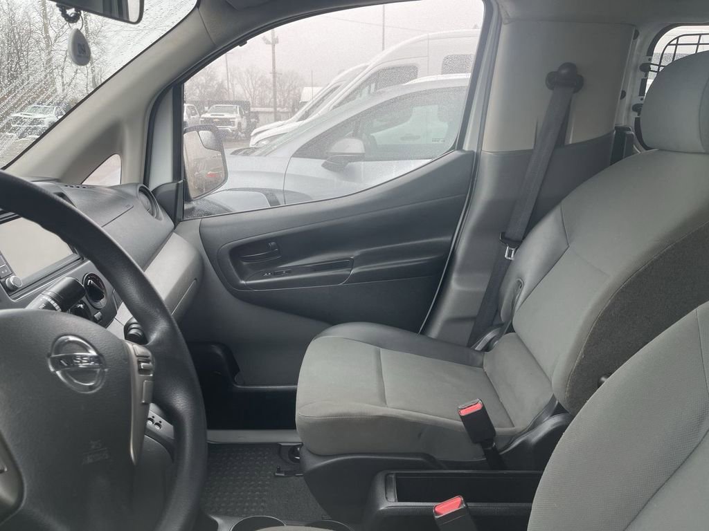 Used 2021 Nissan NV200 S w/ Sliding Door Glass Package image 3