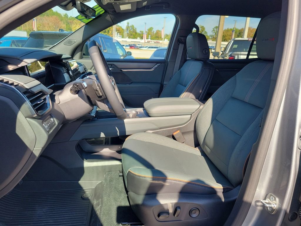 New 2026 GMC Acadia AT4 w/ LPO, Floor Liner Package image 13