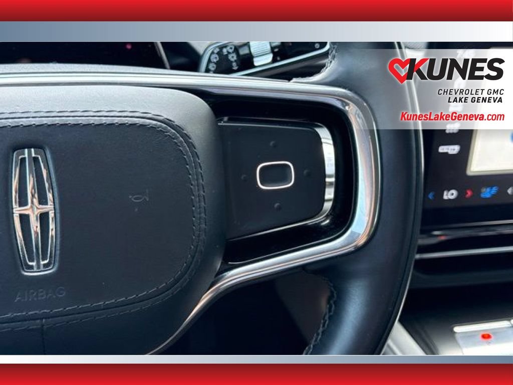 Used 2024 Lincoln Nautilus Reserve AWD/4WD image 35