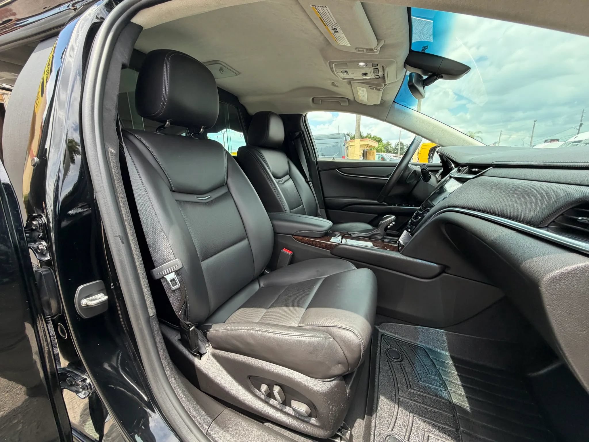 Used 2016 Cadillac XTS FWD image 24