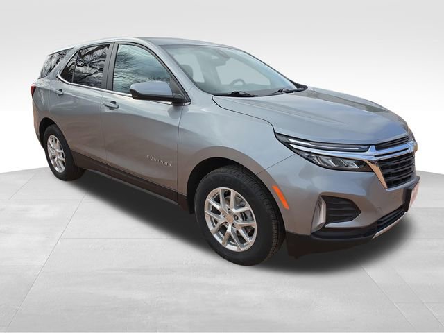 Used 2024 Chevrolet Equinox LT w/ LPO, Floor Liner Package AWD/4WD image 9