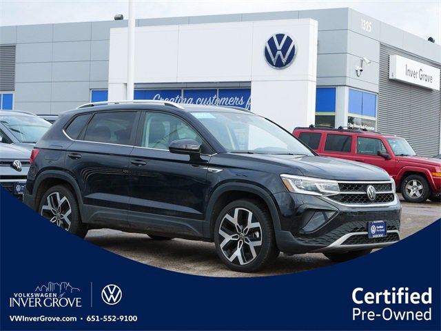 Certified 2023 Volkswagen Taos SEL image 1