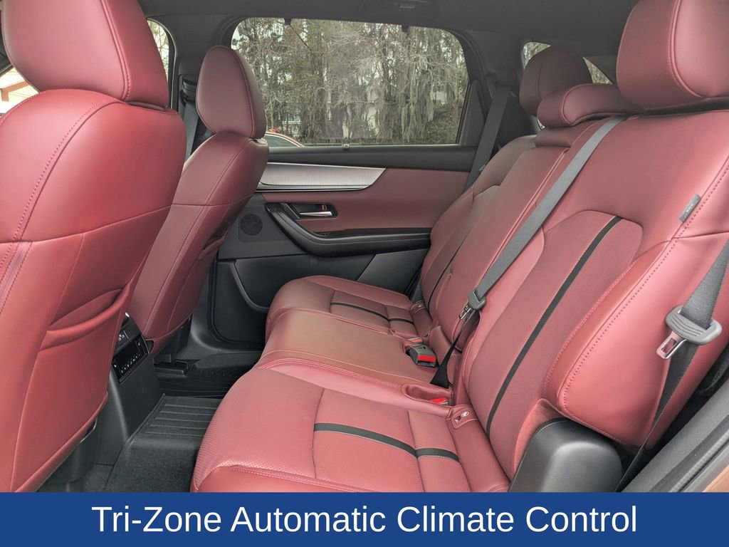 Certified 2025 MAZDA CX-70 3.3 Turbo w/ Premium Plus Pkg image 14