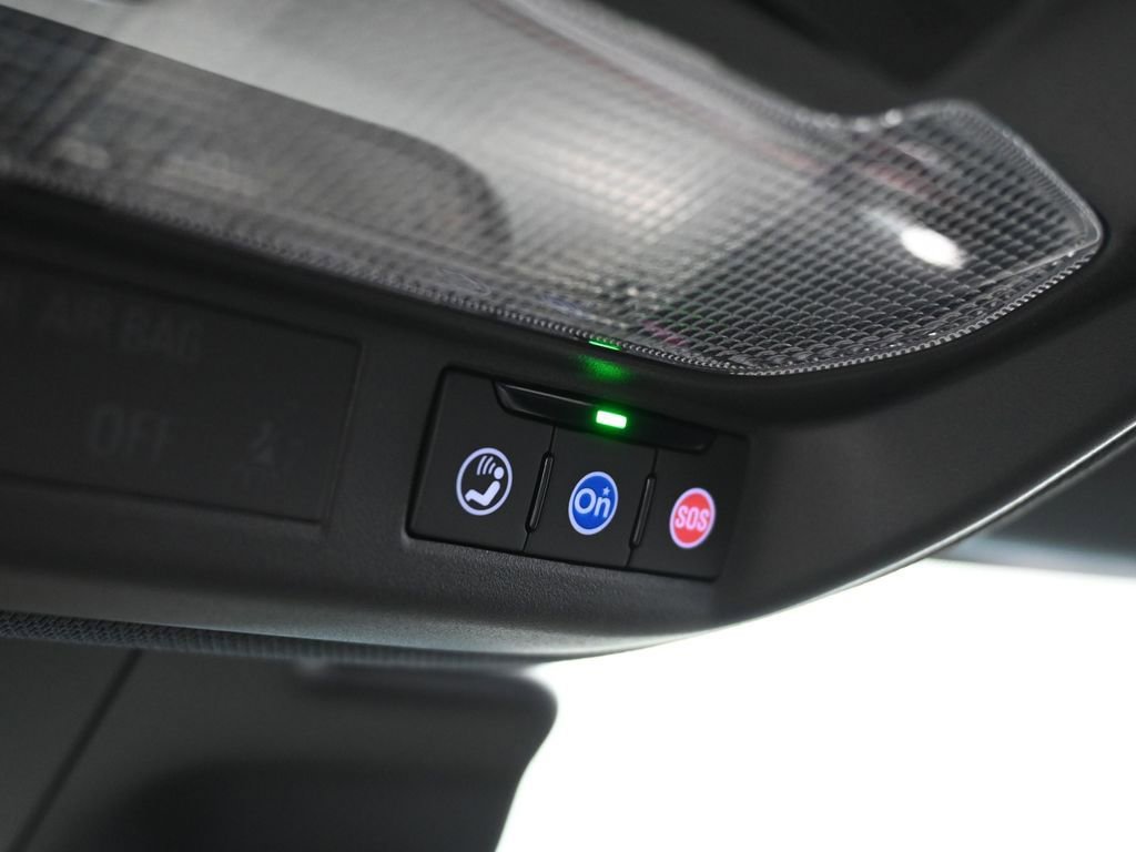 Used 2024 Chevrolet Trax RS w/ Sunroof Package image 25