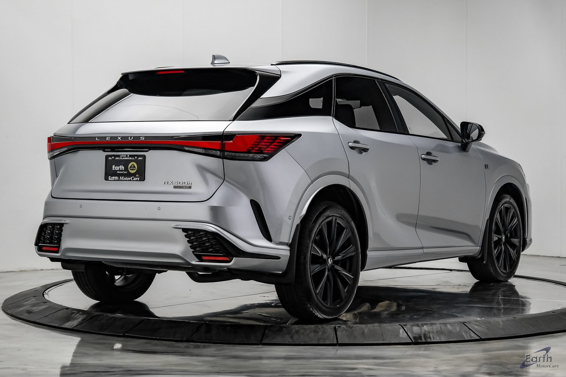 Used 2023 Lexus RX 500h F Sport w/ Cold Area Package AWD/4WD image 17