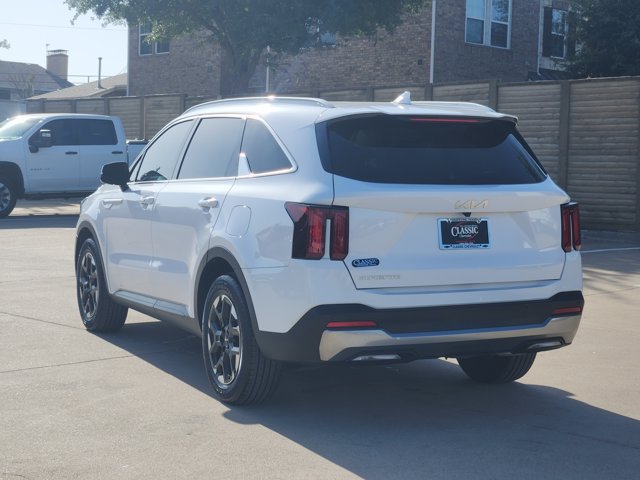 Used 2025 Kia Sorento S w/ Panoramic Sunroof Package FWD image 3