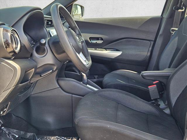 Used 2020 Nissan Kicks SV FWD image 14