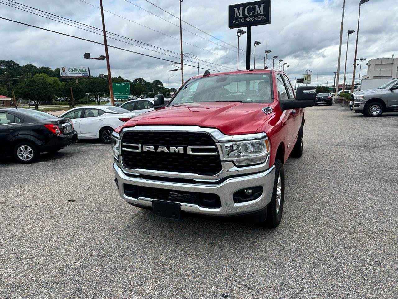 Used 2024 RAM 2500 Big Horn AWD/4WD image 4