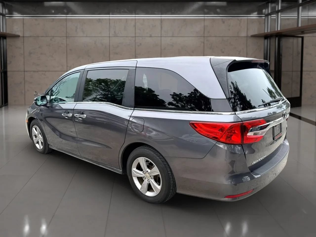 Used 2019 Honda Odyssey EX-L image 5