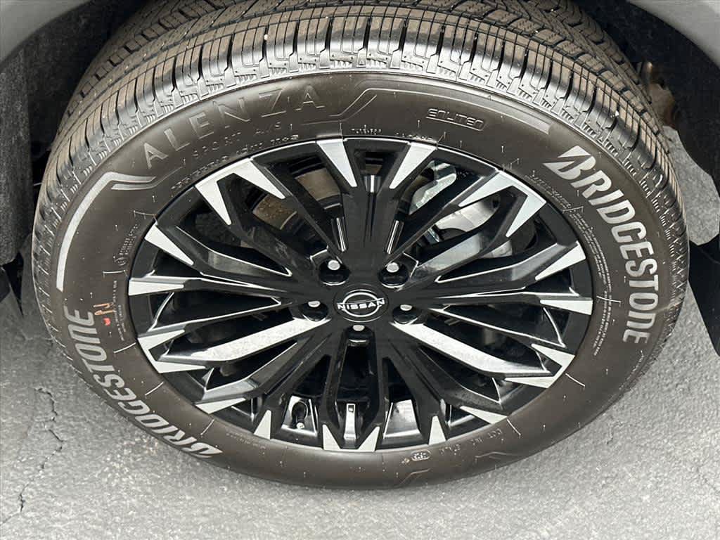 Used 2026 Nissan Rogue Dark Armor FWD image 23